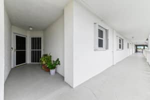 301 Lake Shore Drive 402, Lake Park, FL 33403 - MLS#R11121561