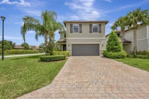 593 SE Monet Drive, Port Saint Lucie, FL 34984 - MLS#R11121585