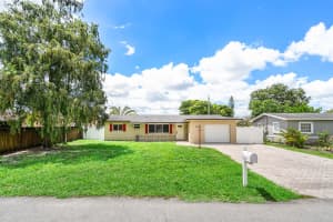5811 SW 53rd Terrace, Davie, FL 33314 - MLS#R11121597