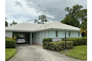 17 Slash Pine Drive, Boynton Beach