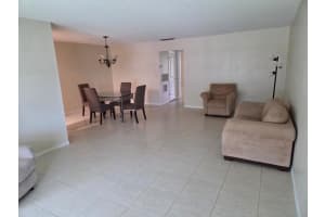 7205 W Oakridge Circle, Lake Worth, FL 33462 - MLS#R11121621