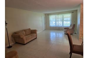 7205 W Oakridge Circle, Lake Worth, FL 33462 - MLS#R11121621