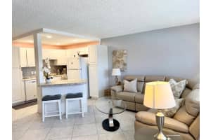 203 Southampton A, West Palm Beach, FL 33417 - MLS#R11121627