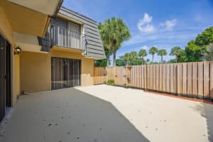 3902 39th Way, West Palm Beach, FL 33407 Sold 11/14/25