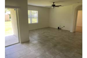 2550 SE Rock Springs Drive, Port Saint Lucie, FL 34952 - MLS#R11121642
