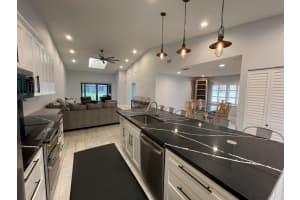 6157 Sunny Pointe Circle, Delray Beach