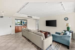 100 SE 5th Avenue 311, Boca Raton, FL 33432 - MLS#R11121699
