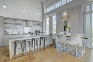 185 NE 4th Avenue 301, Delray Beach, FL 33483 - MLS#R11121740
