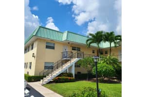 23 Colonial Club Drive, Boynton Beach, FL 33435 - MLS#R11121774