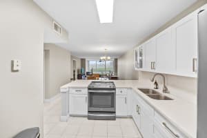 4539 Luxemburg Court 104, Lake Worth
