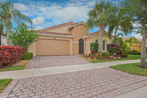 11708 SW Mountain Ash Circle, Port Saint Lucie, FL 34987 Sold 11/04/25