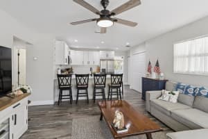 1625 N M Street, Lake Worth Beach, FL 33460 - MLS#R11121805