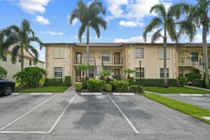 1001 Pinecrest Circle B, Jupiter