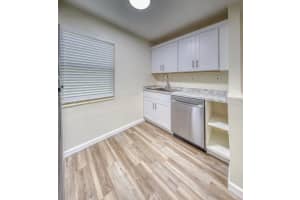 219 N E Street 2, Lake Worth Beach, FL 33460 - MLS#R11121868