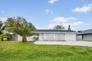 117 SE Lakehurst Drive Drive, Port Saint Lucie, FL 34953 Sold 10/29/25