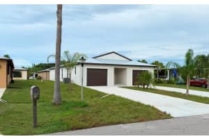 44 Silver Oak Drive, Port Saint Lucie