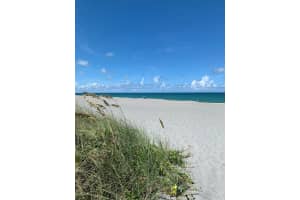 9687 SE Sharon Street, Hobe Sound, FL 33455 - MLS#R11121913