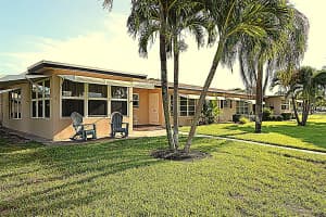 1045 Circle Terrace, Delray Beach, FL 33445 - MLS#R11121937