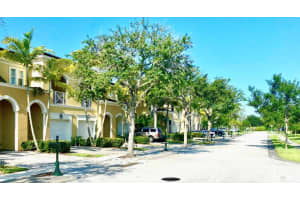6179 NW Helmsdale Way, Port Saint Lucie, FL 34983 - MLS#R11121965