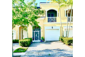 6179 NW Helmsdale Way, Port Saint Lucie, FL 34983 - MLS#R11121965