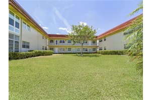 66 Woodland Drive 203, Vero Beach, FL 32962 - MLS#R11121967