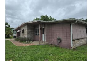 107 E Arbor Avenue, Port Saint Lucie, FL 34952 Sold 11/21/25