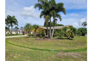 899 SE Walters Terrace, Port Saint Lucie, FL 34983 - MLS#R11121985