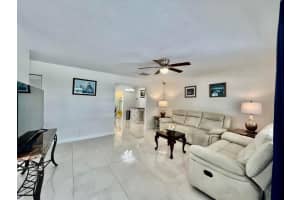 816 Sw 18th Court Boynton Beach, FL 33426 - Off Market