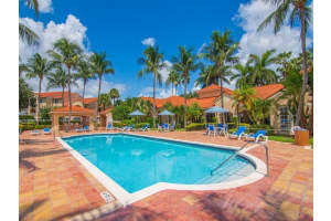 1590 S 42nd Circle 208, Vero Beach, FL 32967 - MLS#R11122000