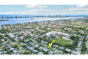 421 Driftwood Road, North Palm Beach, FL 33408 - MLS#R11122005