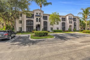 3022 Alcazar Place 104, Palm Beach Gardens