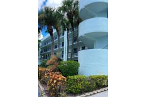6698 10th Avenue N 408, Lake Worth, FL 33467 - MLS#R11122016