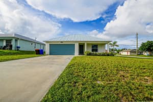 224 16th Place SW, Vero Beach, FL 32962 - MLS#R11122017