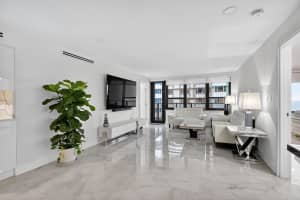 5225 Collins Avenue, Miami Beach, FL 33140 - MLS#R11122020