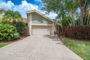 7837 Kenway Place W, Boca Raton