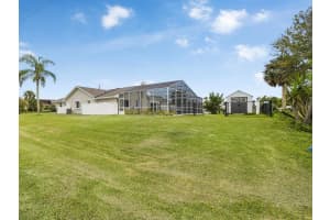21 Cottonwood Court, Palm Coast, FL 32137 - MLS#R11122058
