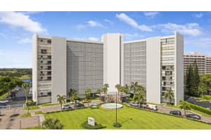 336 Golfview Road 1016, North Palm Beach