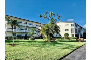 150 Suffolk D, Boca Raton