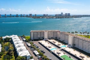 801 Lake Shore Drive 419, Lake Park, FL 33403 - MLS#R11122114
