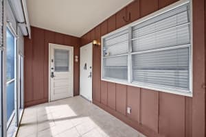 2040 NW 81st Avenue 111, Pembroke Pines, FL 33024 - MLS#R11122135