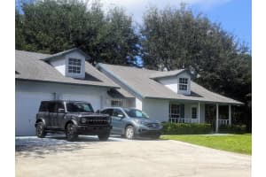 819 Cindy Circle Lane /Apartment & Barn, Wellington, FL 33414 - MLS#R11122140