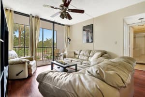 6815 Willow Wood Drive, Boca Raton, FL 33434 - MLS#R11122145