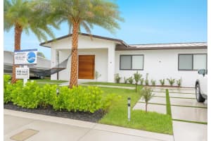 807 Hollywood Place, West Palm Beach, FL 33405 - MLS#R11122174