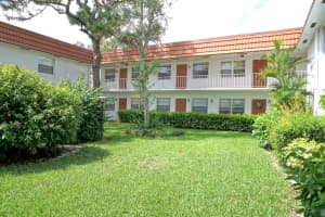 2600 Se Ocean Boulevard S-11, Stuart