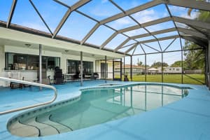 553 SE Floresta Drive, Port Saint Lucie, FL 34953 - MLS#R11122228
