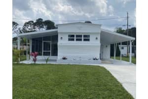 92 Ne 15th Terrace, Stuart