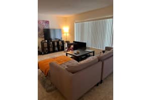 815 W Boynton Beach Boulevard 9-105, Boynton Beach, FL 33426 - MLS#R11122239