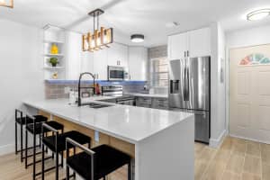 12009 Poinciana Boulevard 205, Royal Palm Beach