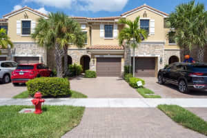 10348 Wellington Parc Drive, Wellington, FL 33449 Sold 10/27/25