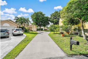 14 Ripley Way, Boynton Beach, FL 33426 - MLS#R11122282
